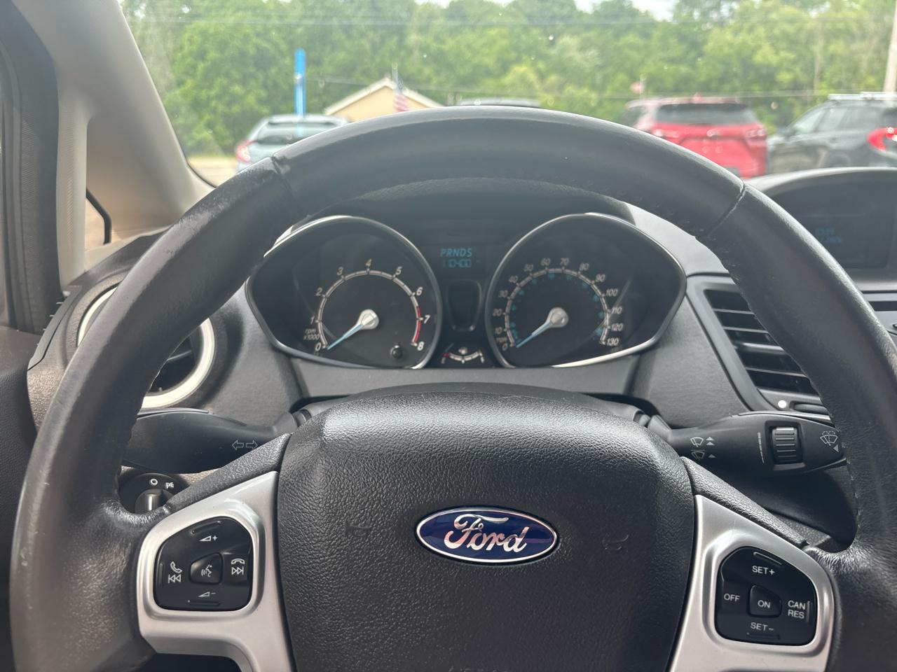Ford Fiesta 4dr Sdn SE 2014