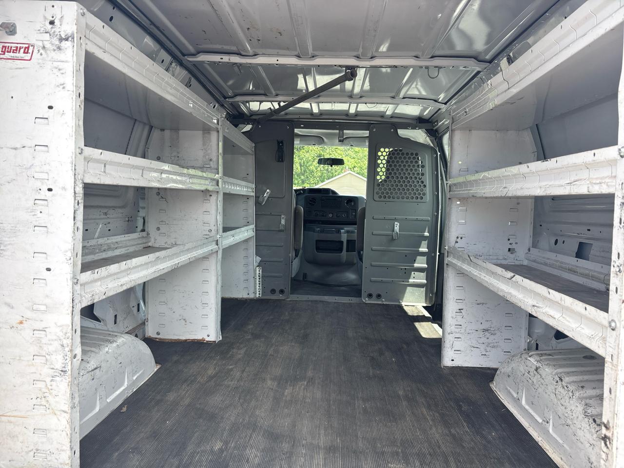 Ford Econoline Cargo Van E-250 Recreational 2011