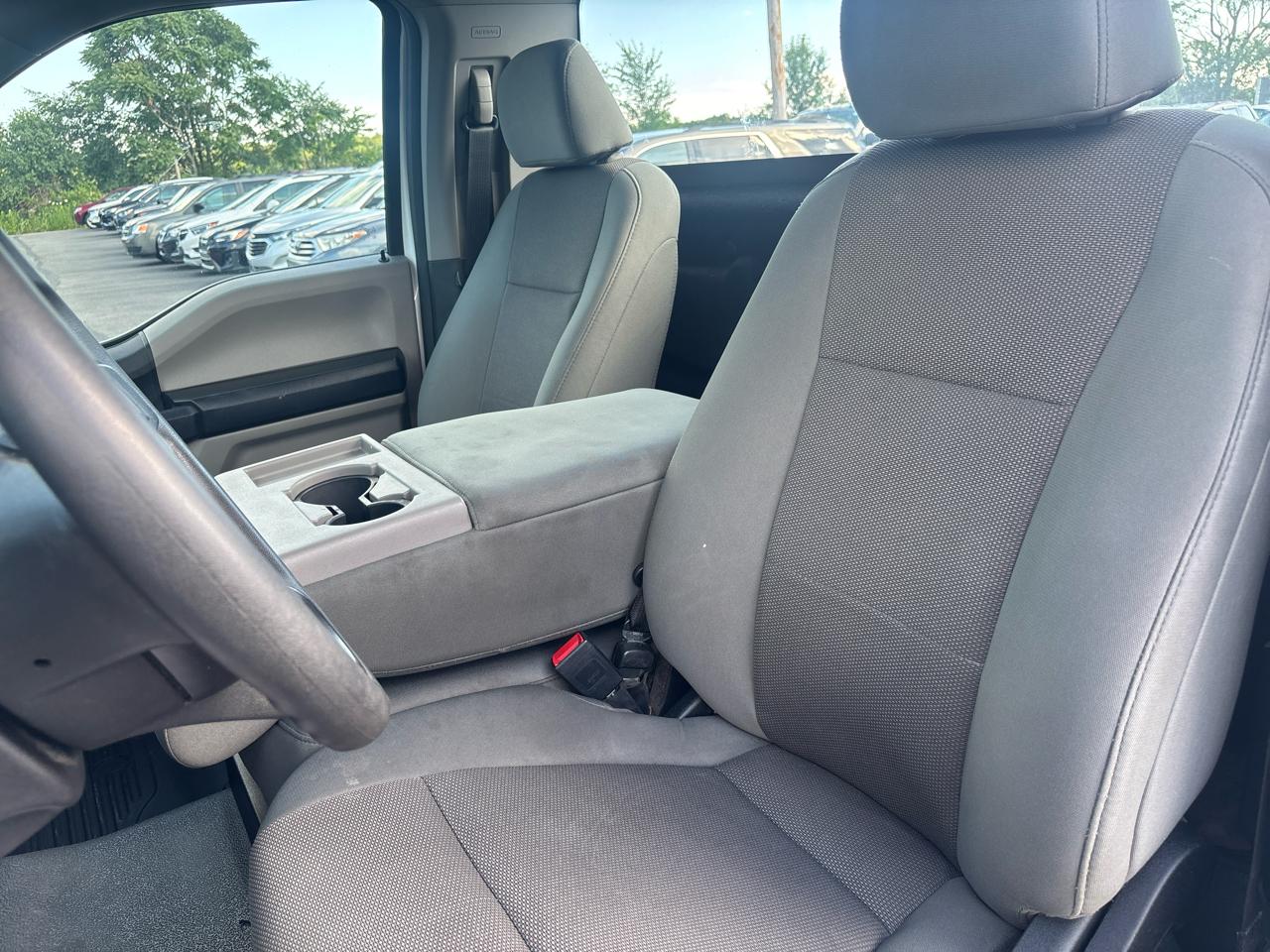 Ford Super Duty F-250 SRW XL 2WD Reg Cab 8' Box 2021
