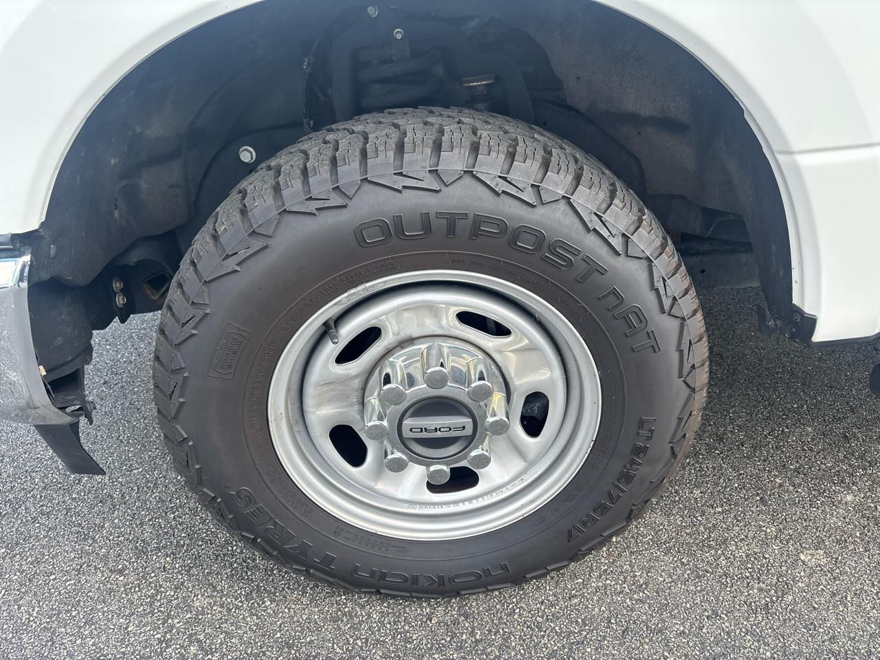 Ford Super Duty F-250 SRW XL 2WD Reg Cab 8' Box 2021