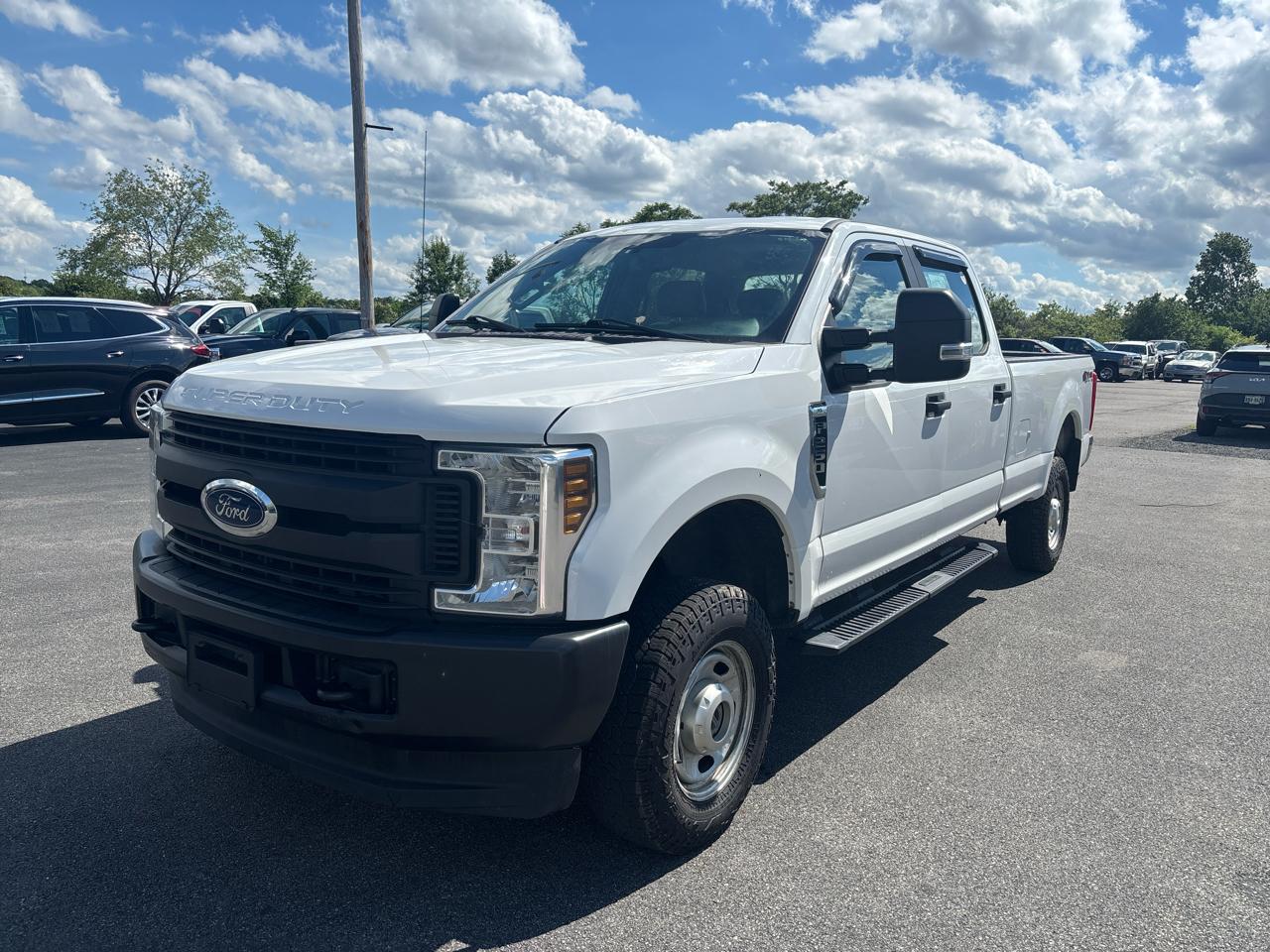 2019 Ford Super Duty F-250 SRW XL 4WD Crew Cab 8' Box