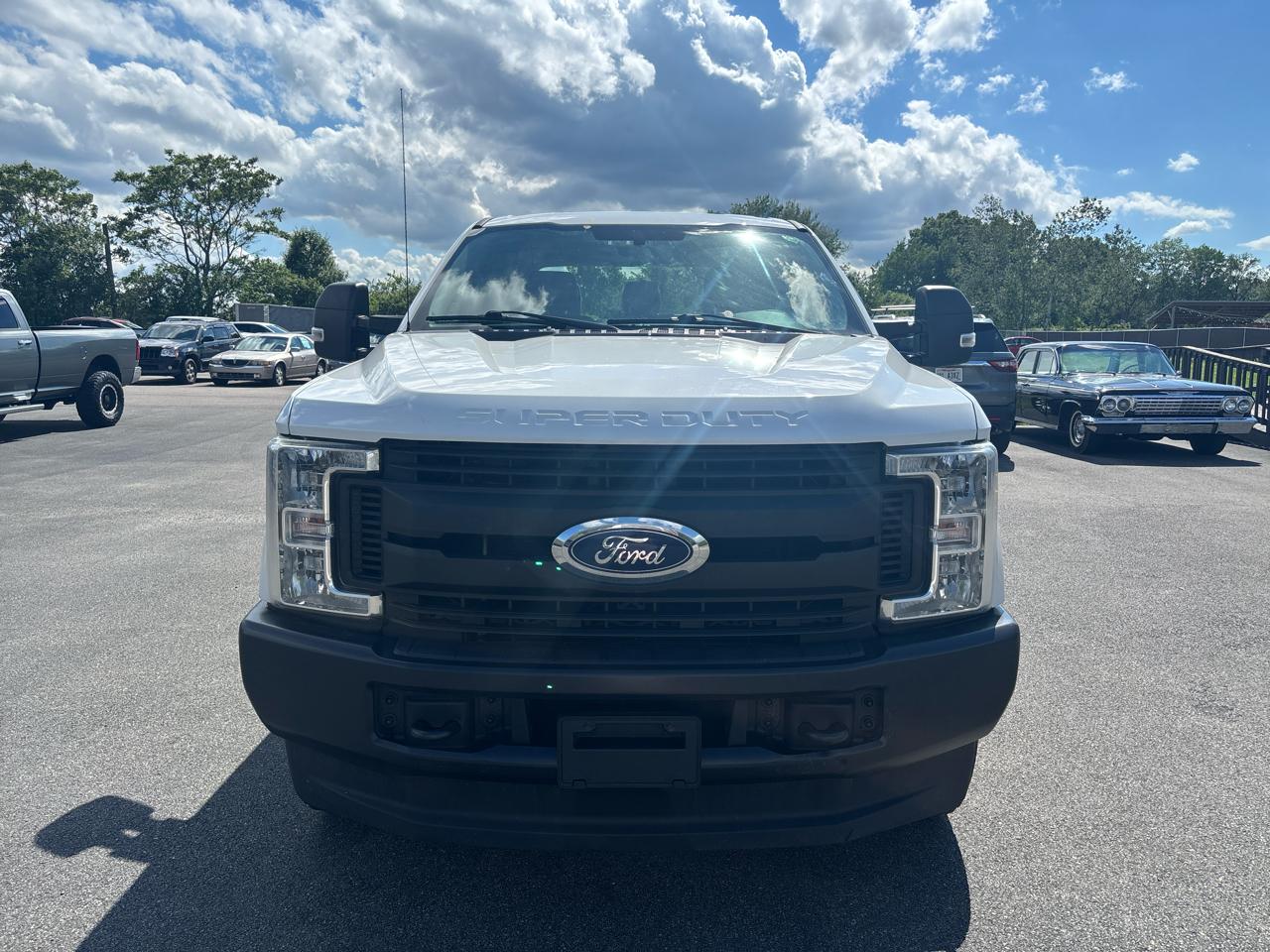 Ford Super Duty F-250 SRW XL 4WD Crew Cab 8' Box 2019