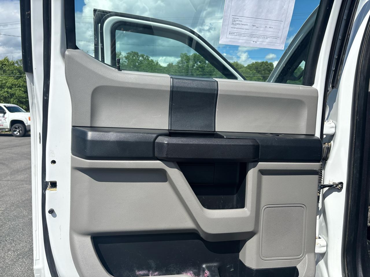 Ford Super Duty F-250 SRW XL 4WD Crew Cab 8' Box 2019