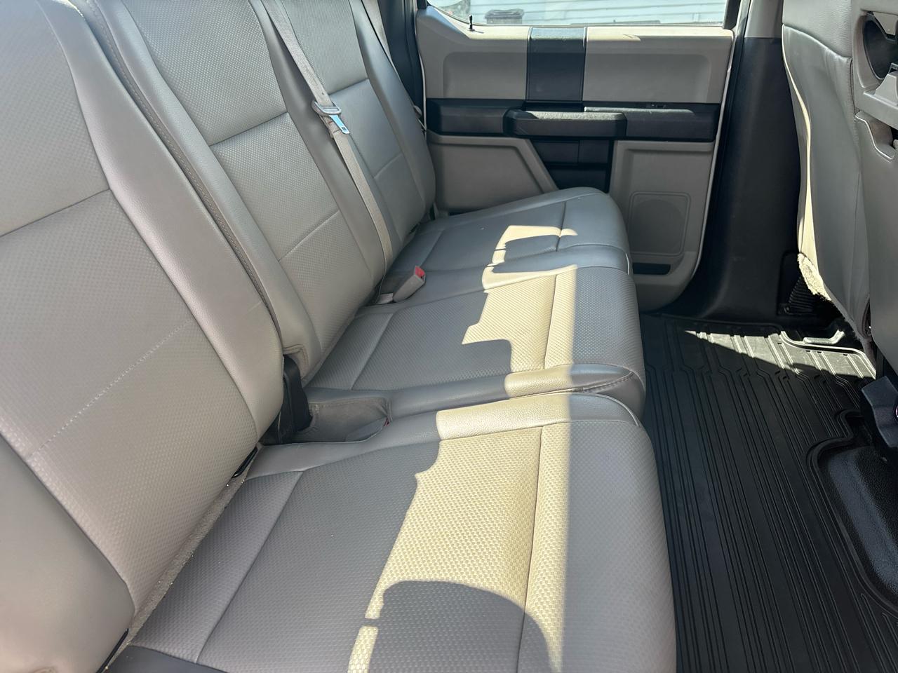 Ford Super Duty F-250 SRW XL 4WD Crew Cab 8' Box 2019