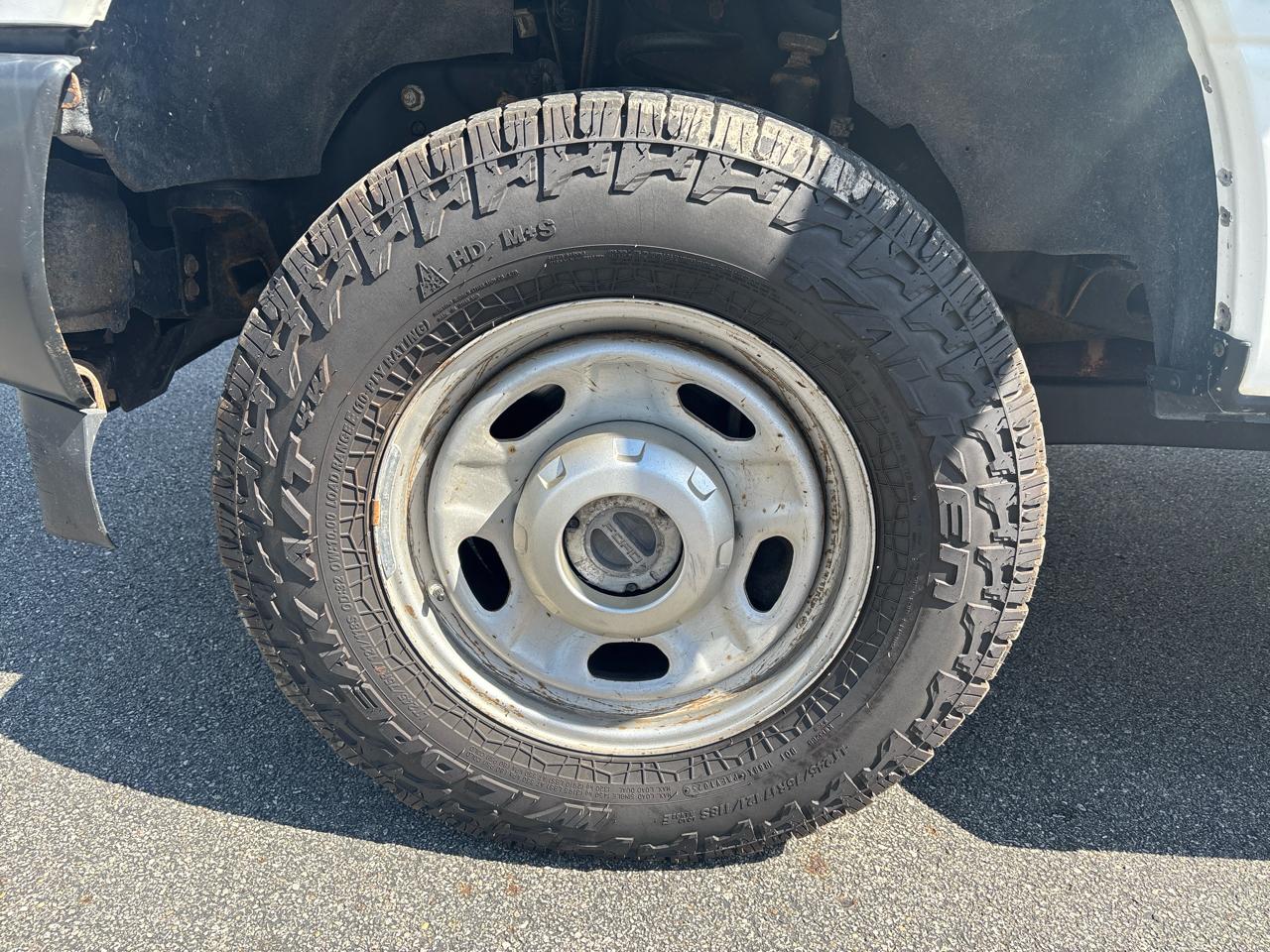 Ford Super Duty F-250 SRW XL 4WD Crew Cab 8' Box 2019