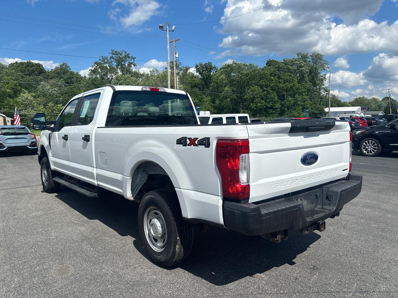 Ford Super Duty F-250 SRW XL 4WD Crew Cab 8' Box 2019