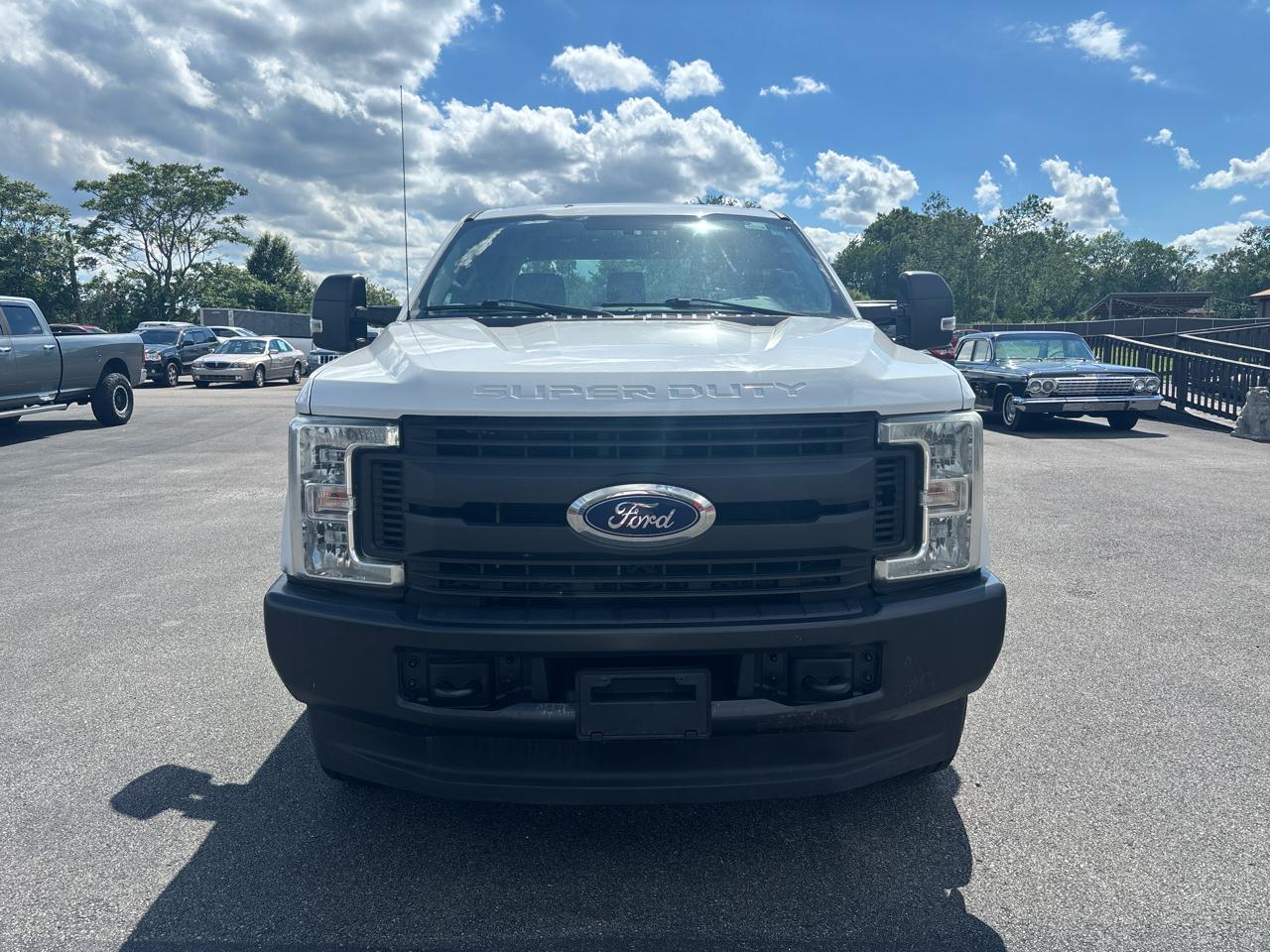 Ford Super Duty F-250 SRW XL 4WD Crew Cab 8' Box 2019