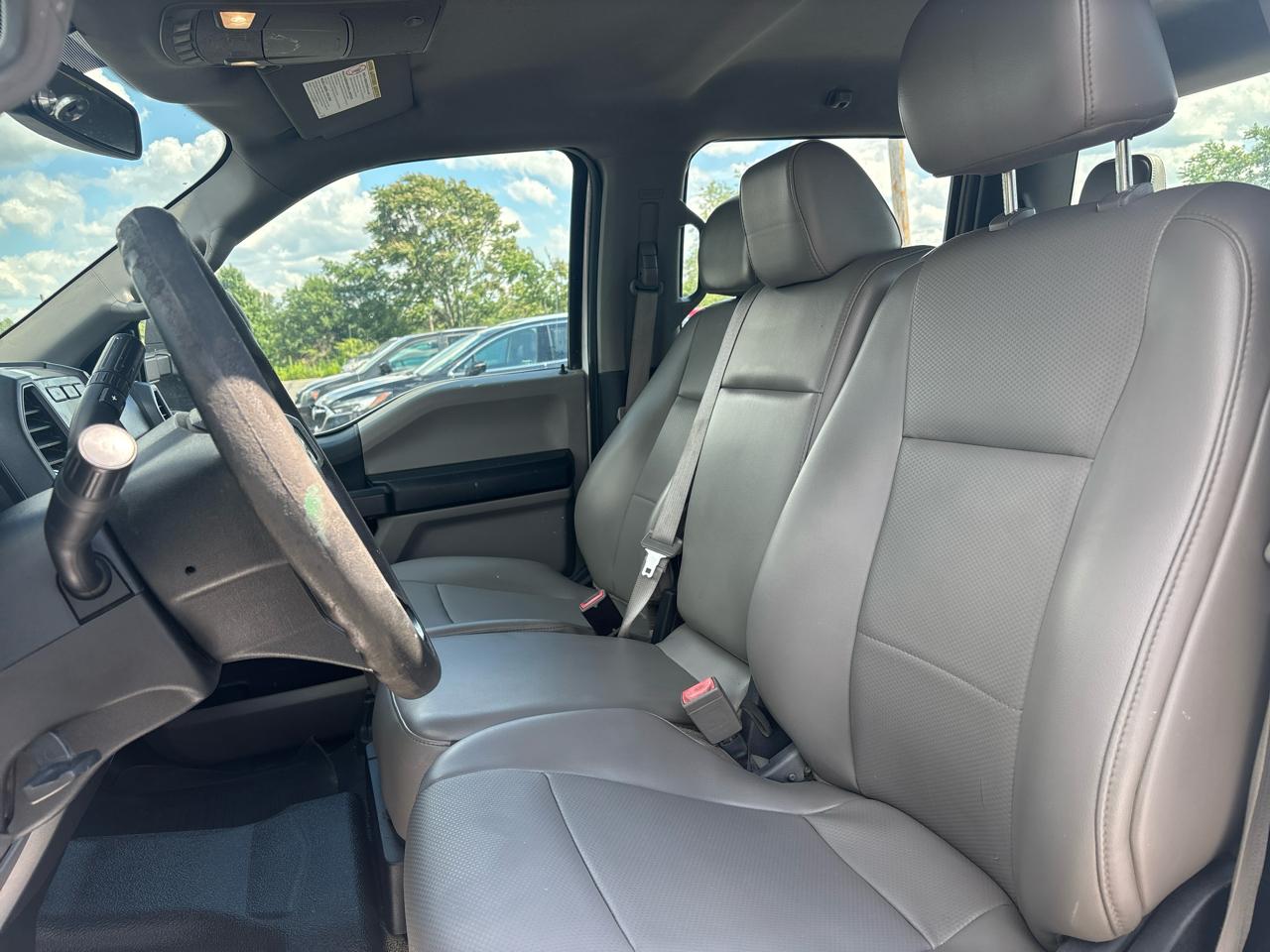 Ford Super Duty F-250 SRW XL 4WD Crew Cab 8' Box 2019