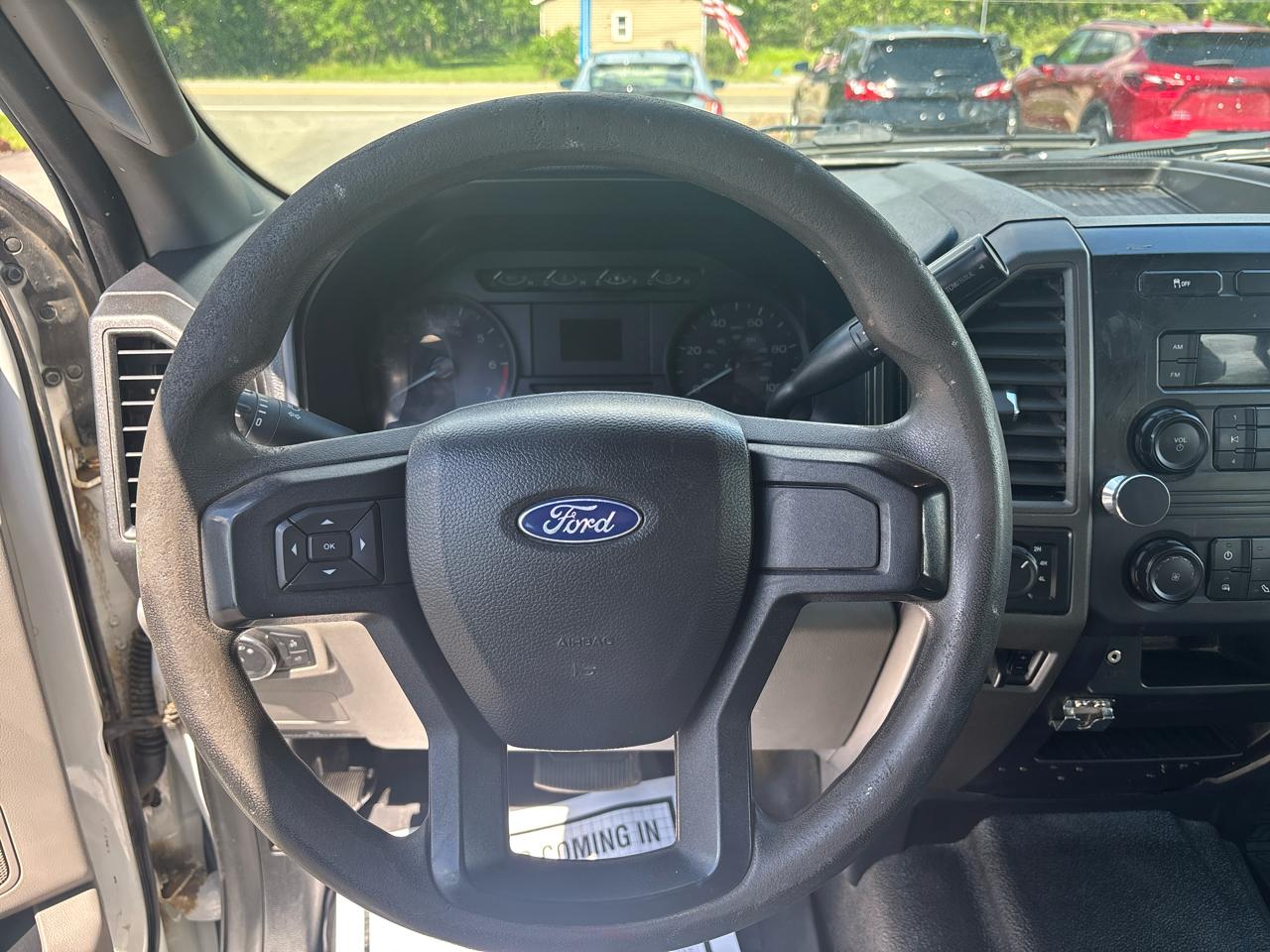 Ford Super Duty F-250 SRW XL 4WD Crew Cab 8' Box 2019