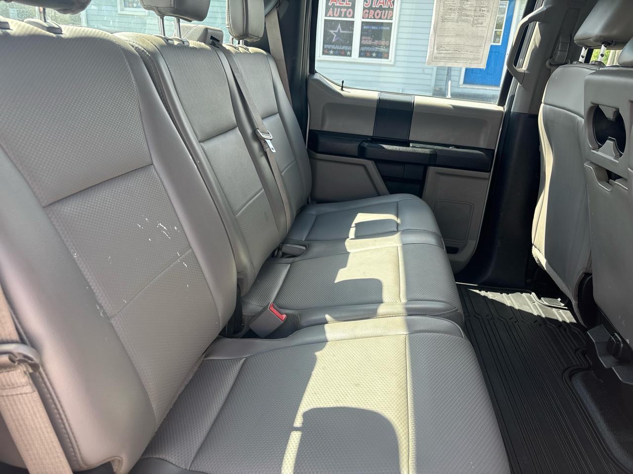 Ford Super Duty F-250 SRW XL 4WD Crew Cab 8' Box 2019