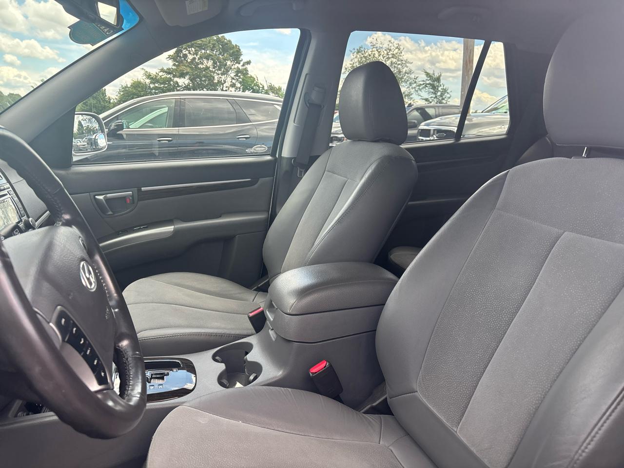 Hyundai Santa Fe FWD 4dr V6 Auto SE 2011