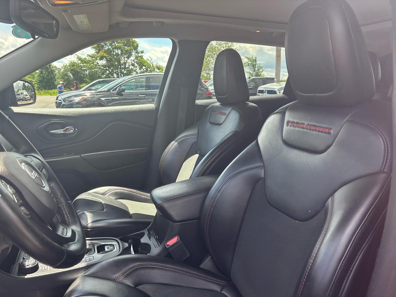 Jeep Cherokee Trailhawk 4x4 2021