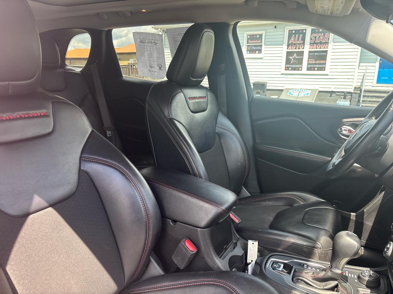 Jeep Cherokee Trailhawk 4x4 2021