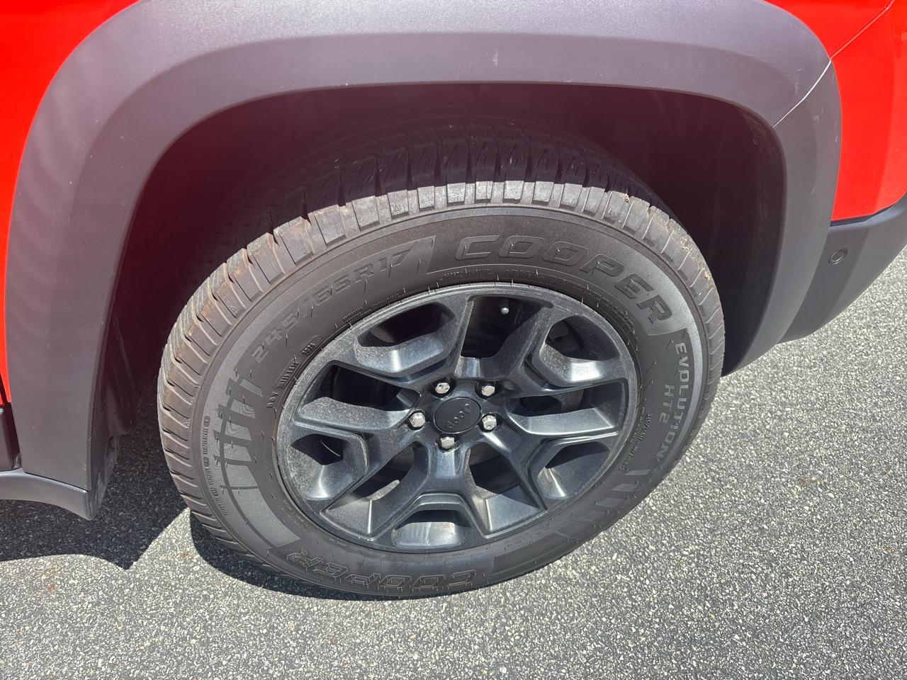 Jeep Cherokee Trailhawk 4x4 2021
