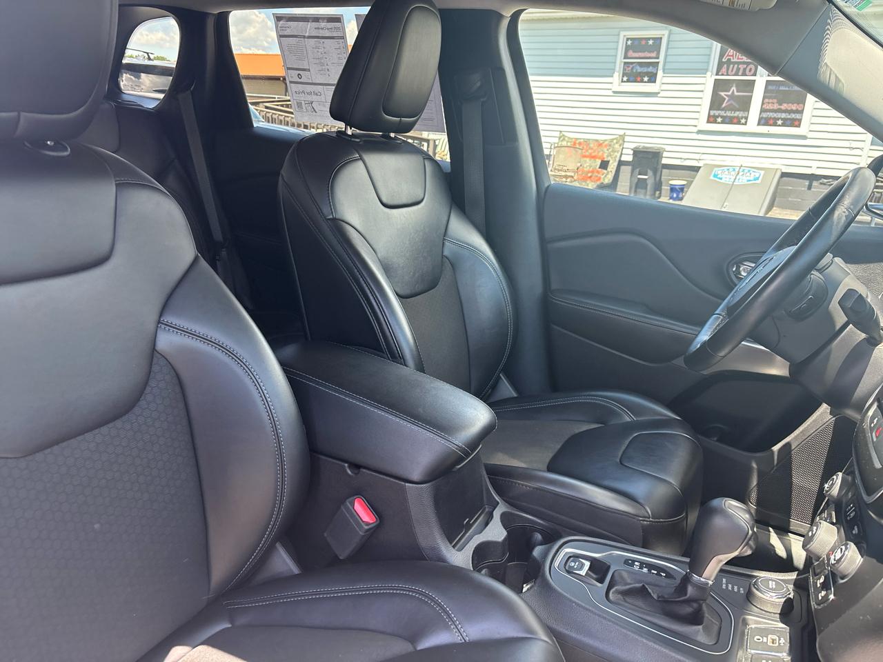 Jeep Cherokee Latitude Plus 4x4 2020