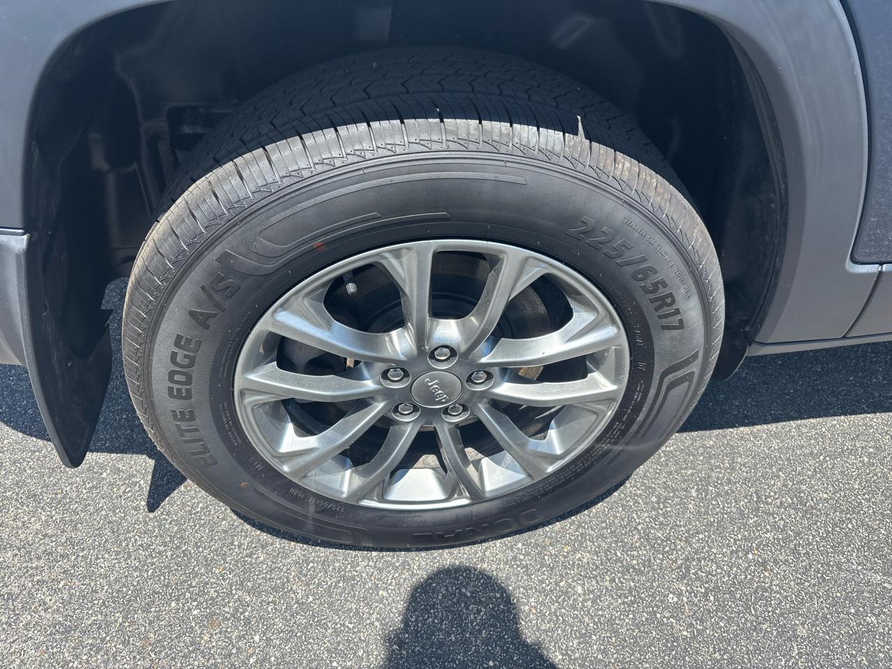 Jeep Cherokee Latitude Plus 4x4 2020