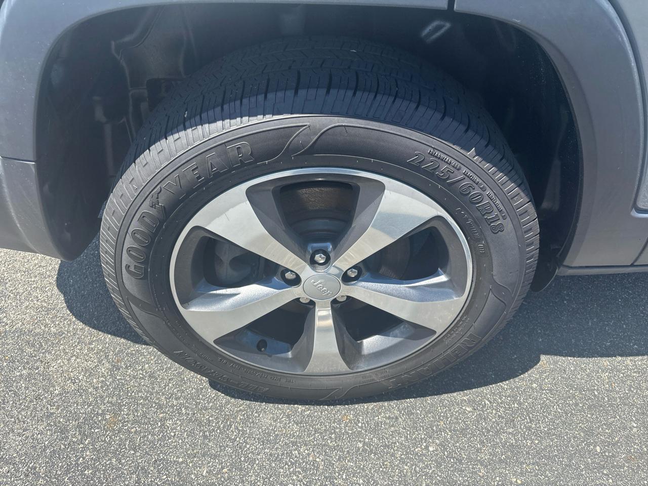 Jeep Cherokee Limited 4x4 2019