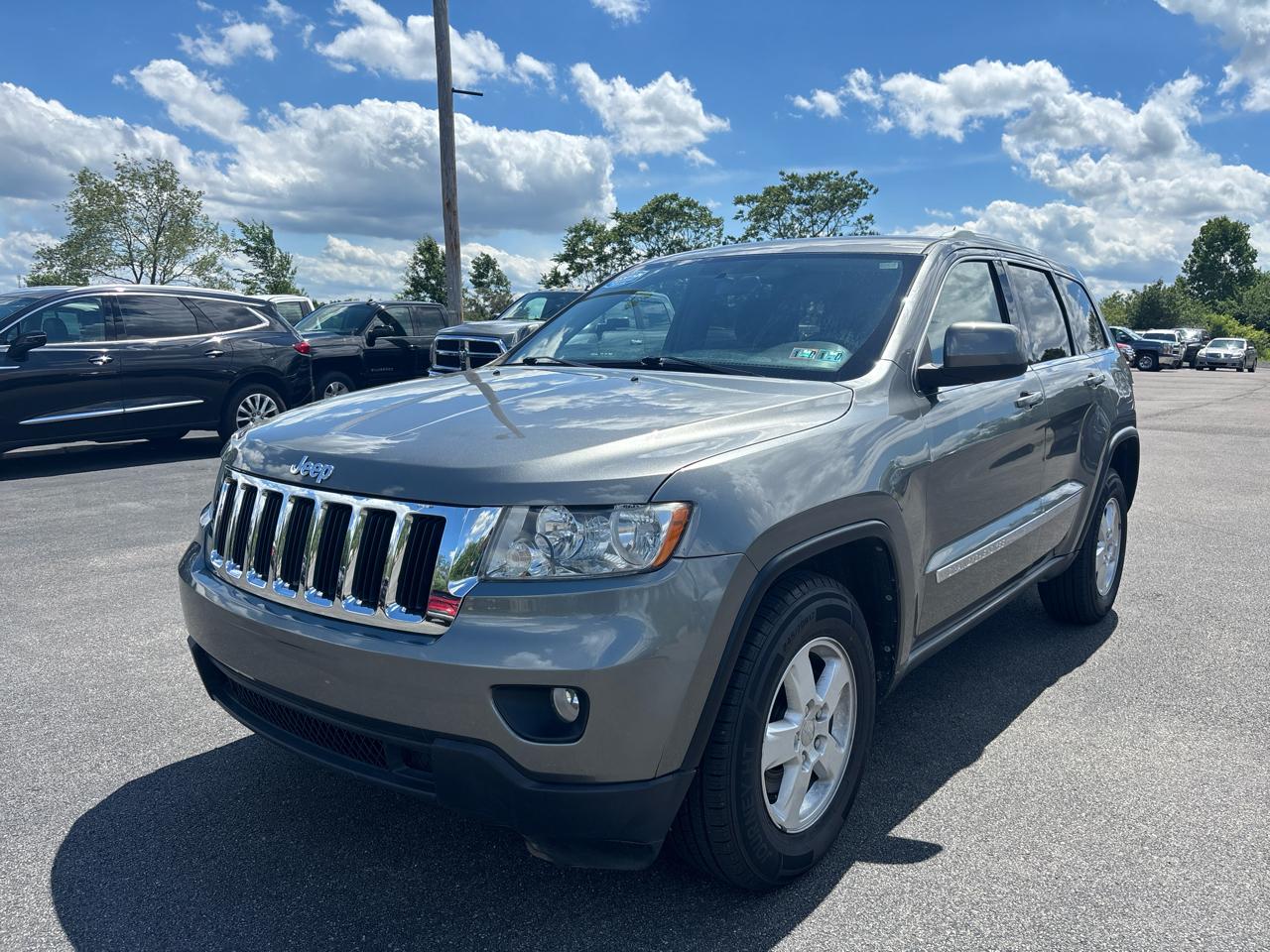 2012 Jeep Grand Cherokee 4WD 4dr Laredo