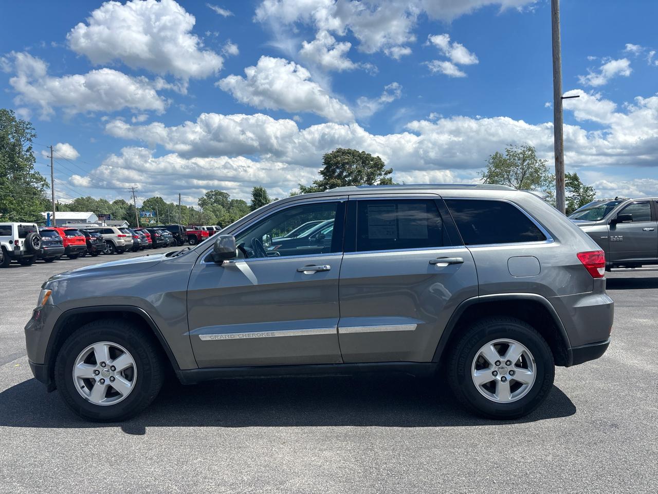Jeep Grand Cherokee 4WD 4dr Laredo 2012