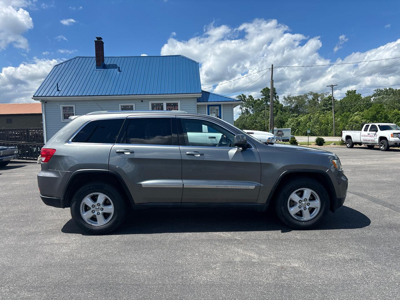 Jeep Grand Cherokee 4WD 4dr Laredo 2012