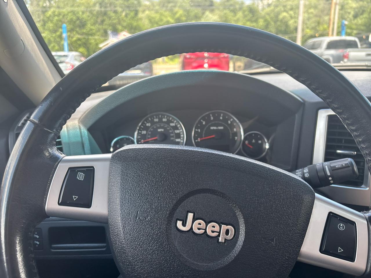 Jeep Grand Cherokee 4WD 4dr Laredo 2009