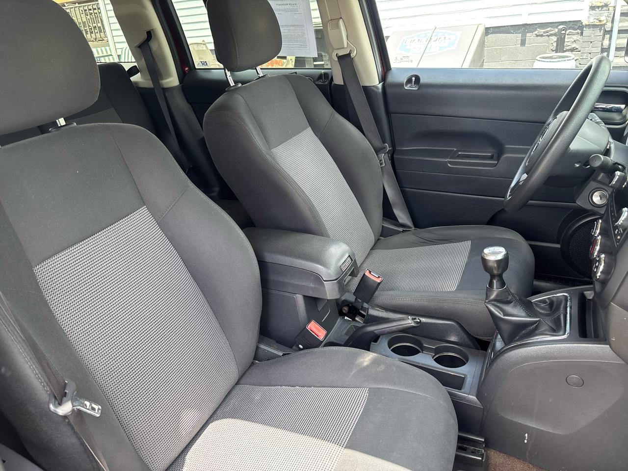 Jeep Patriot FWD 4dr Sport 2015