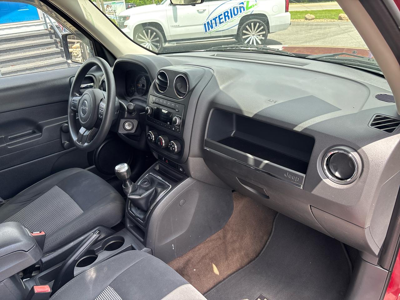 Jeep Patriot FWD 4dr Sport 2015