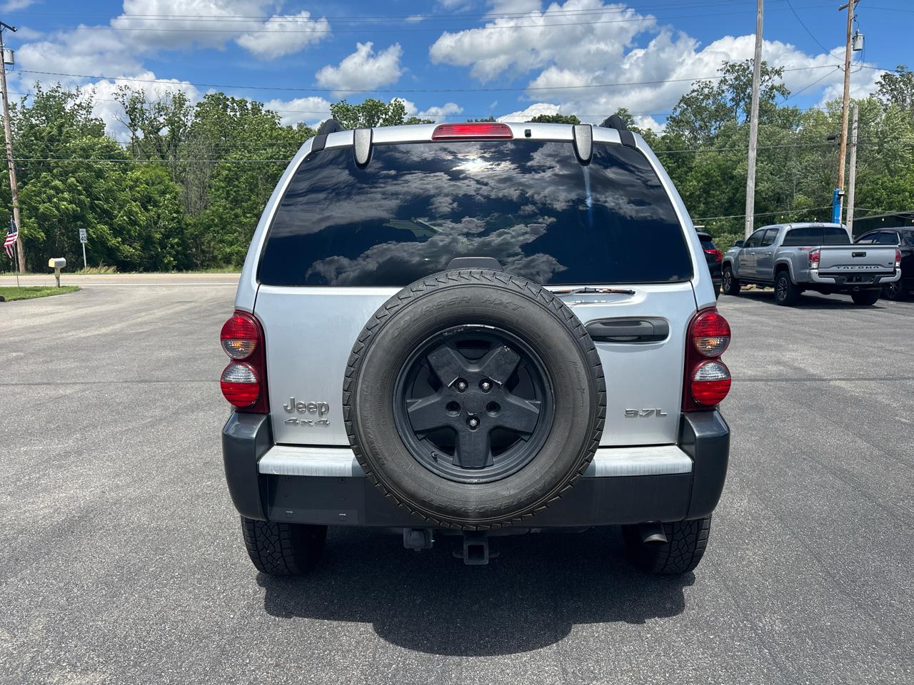 Jeep Liberty 4dr Renegade 4WD 2005