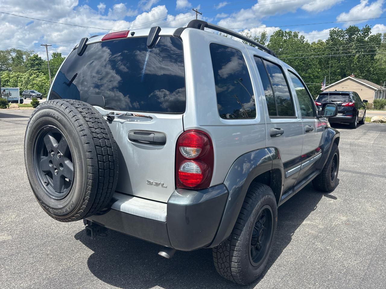 Jeep Liberty 4dr Renegade 4WD 2005