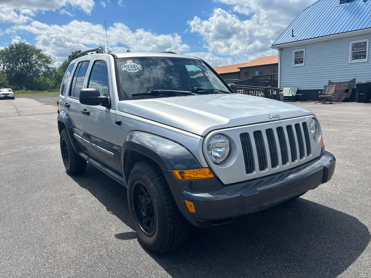 Jeep Liberty 4dr Renegade 4WD 2005