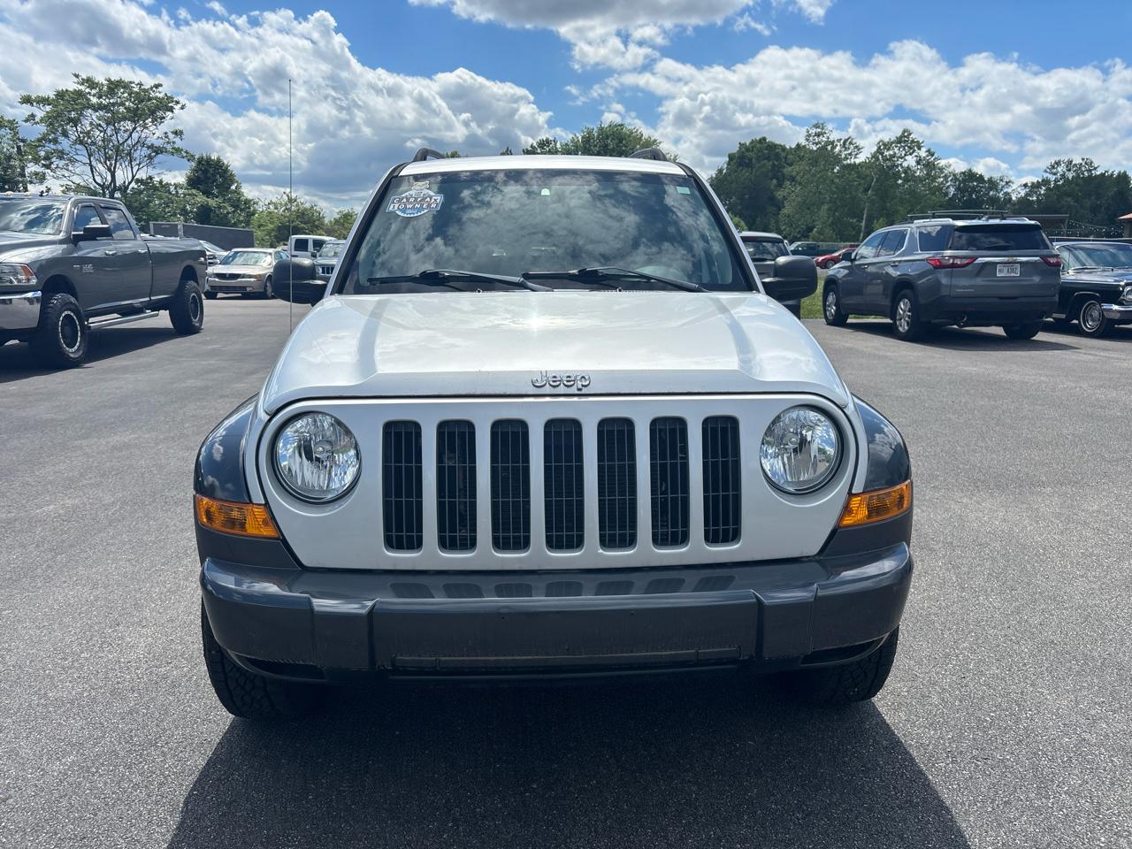 Jeep Liberty 4dr Renegade 4WD 2005