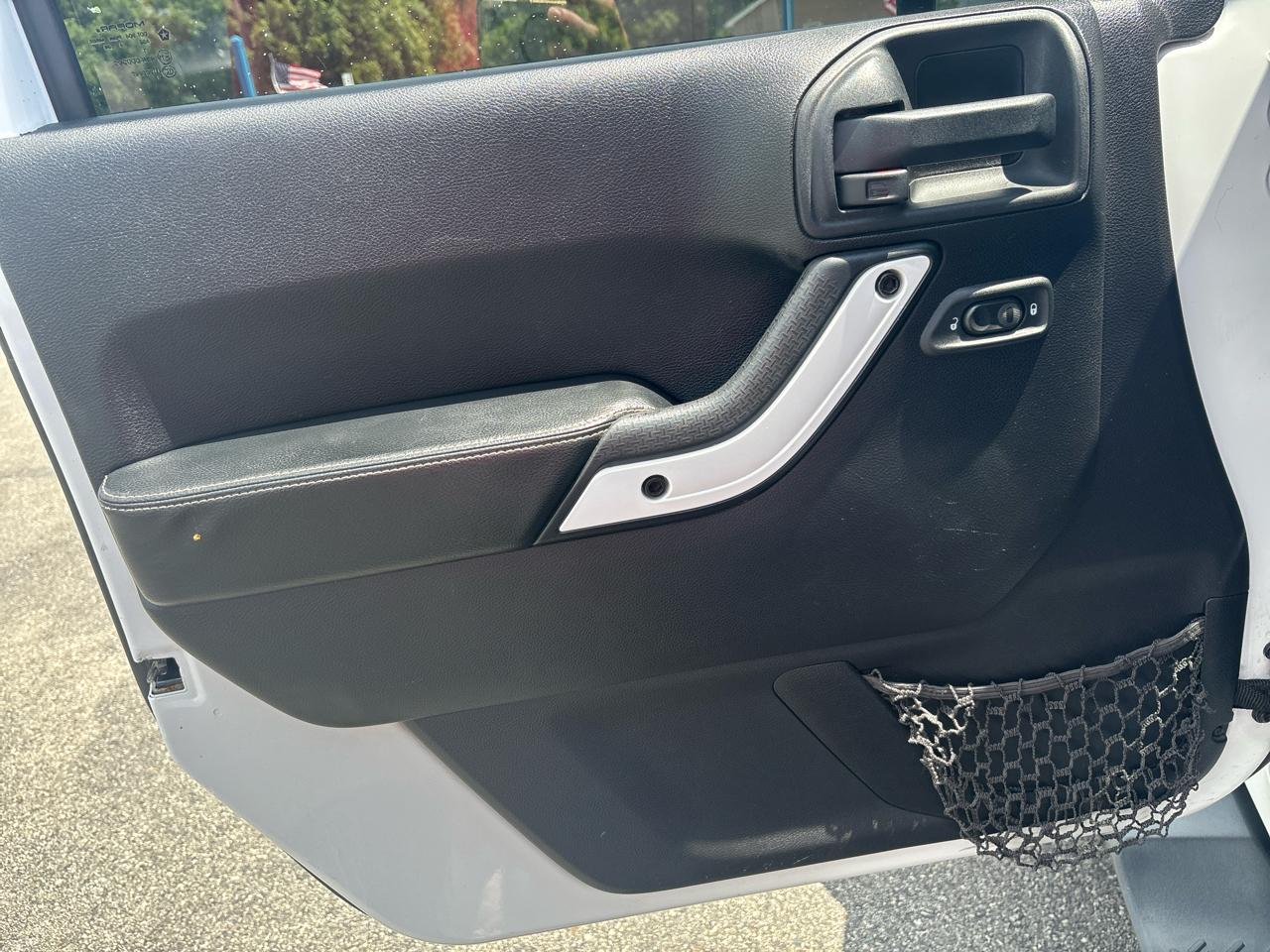 Jeep Wrangler Unlimited 4WD 4dr Polar Edition *Ltd Avail* 2014