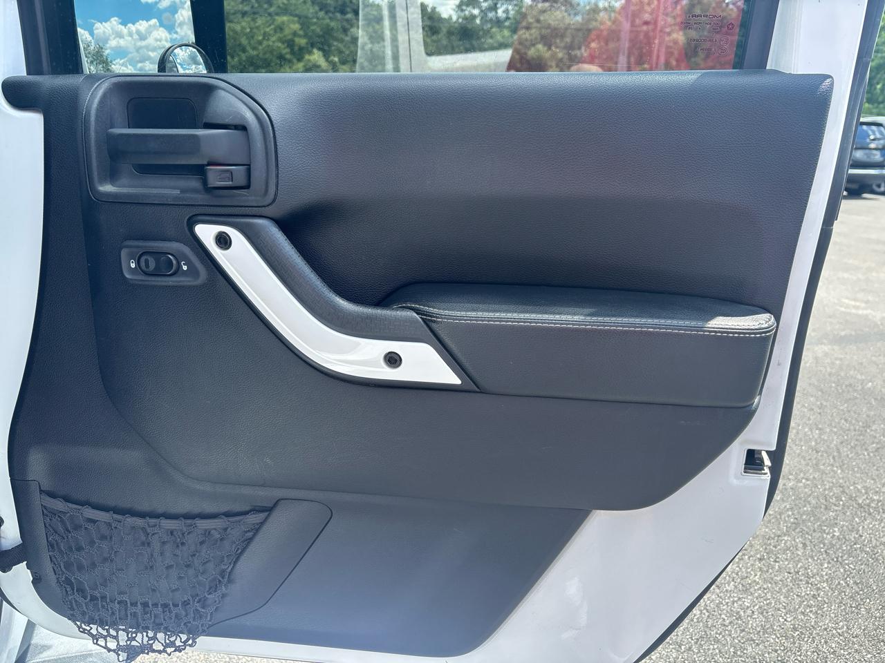 Jeep Wrangler Unlimited 4WD 4dr Polar Edition *Ltd Avail* 2014