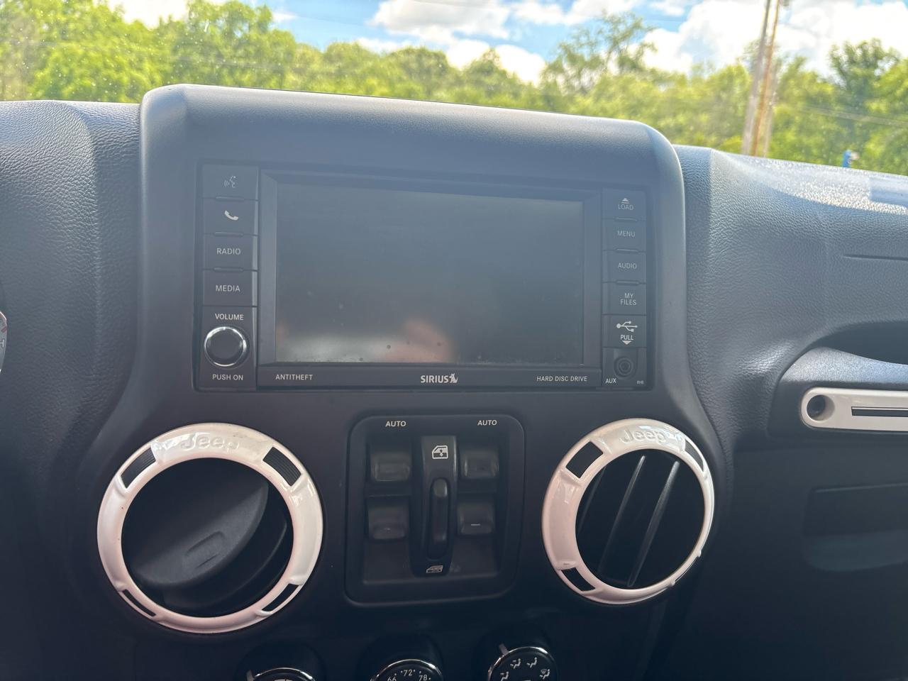 Jeep Wrangler Unlimited 4WD 4dr Polar Edition *Ltd Avail* 2014