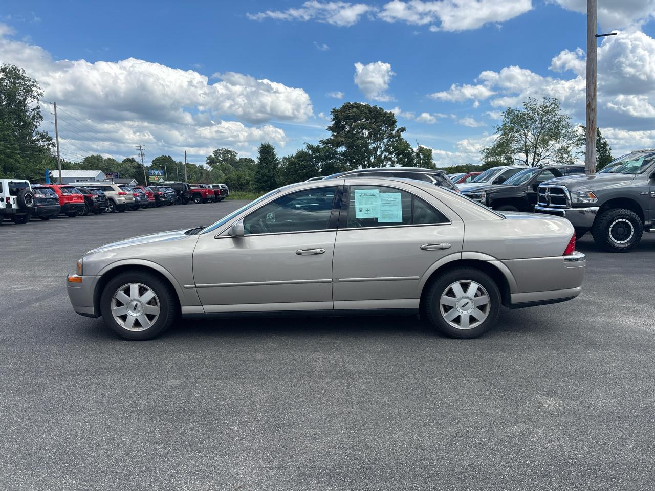 Lincoln LS 4dr Sdn V6 Auto w/Convenience Pkg 2002