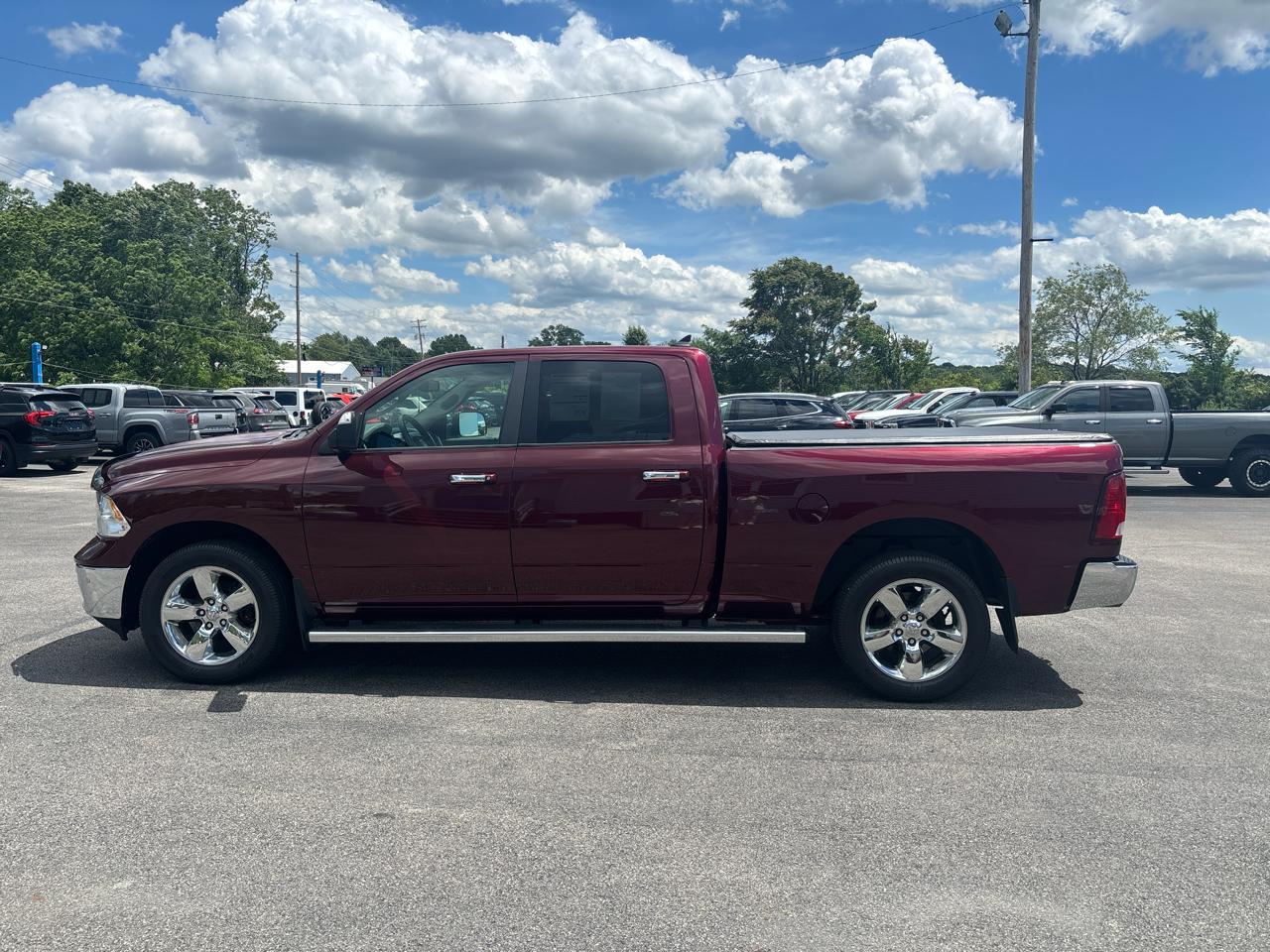 RAM 1500 Big Horn 4x4 Crew Cab 6'4" Box 2017