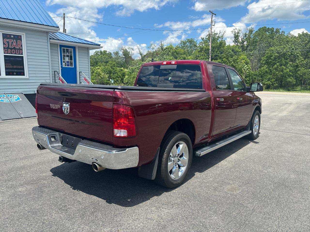 RAM 1500 Big Horn 4x4 Crew Cab 6'4" Box 2017