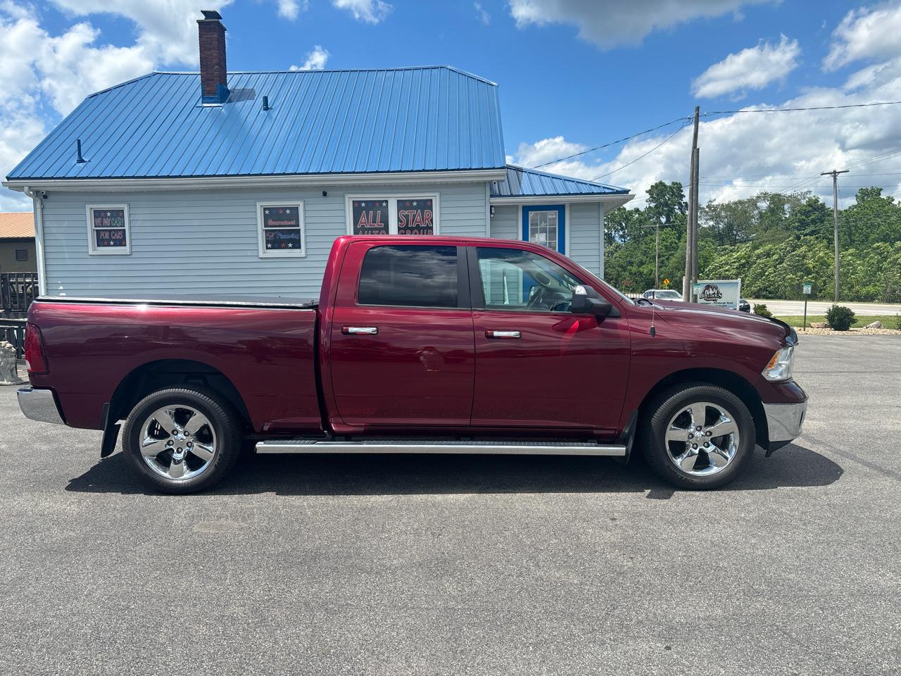 RAM 1500 Big Horn 4x4 Crew Cab 6'4" Box 2017