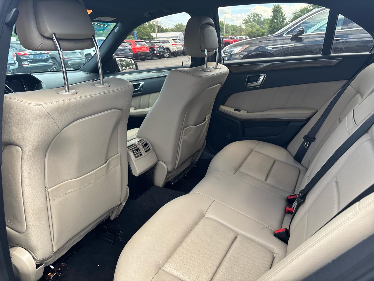 Mercedes-Benz E-Class 4dr Sdn E 350 Sport 4MATIC 2010