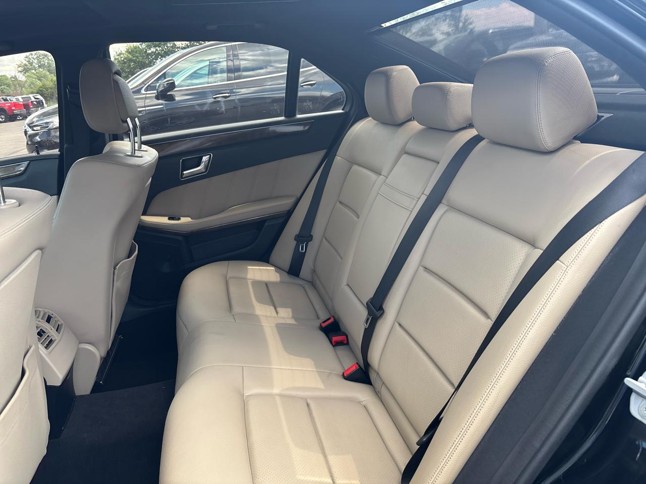 Mercedes-Benz E-Class 4dr Sdn E 350 Sport 4MATIC 2010