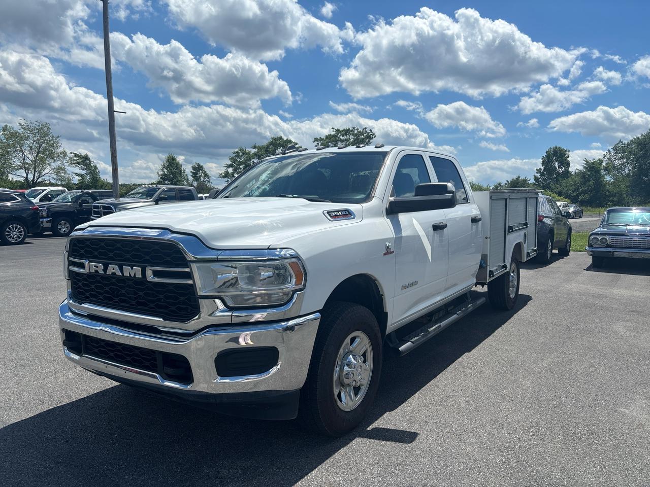 RAM 3500 Chassis Cab Tradesman 2WD Crew Cab 60" CA 172.4" WB 2019