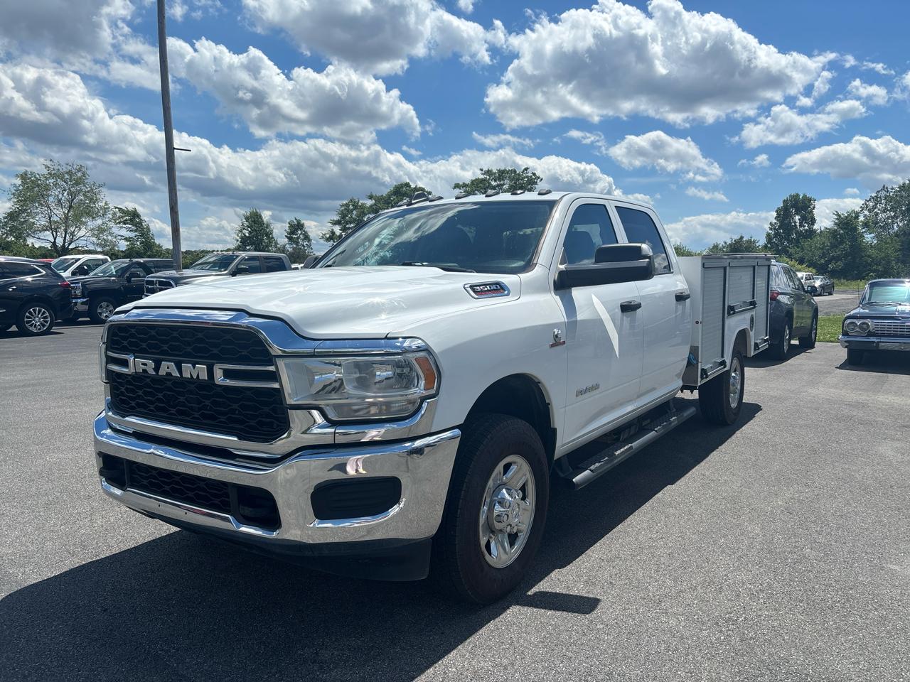 RAM 3500 Chassis Cab Tradesman 2WD Crew Cab 60" CA 172.4" WB 2019