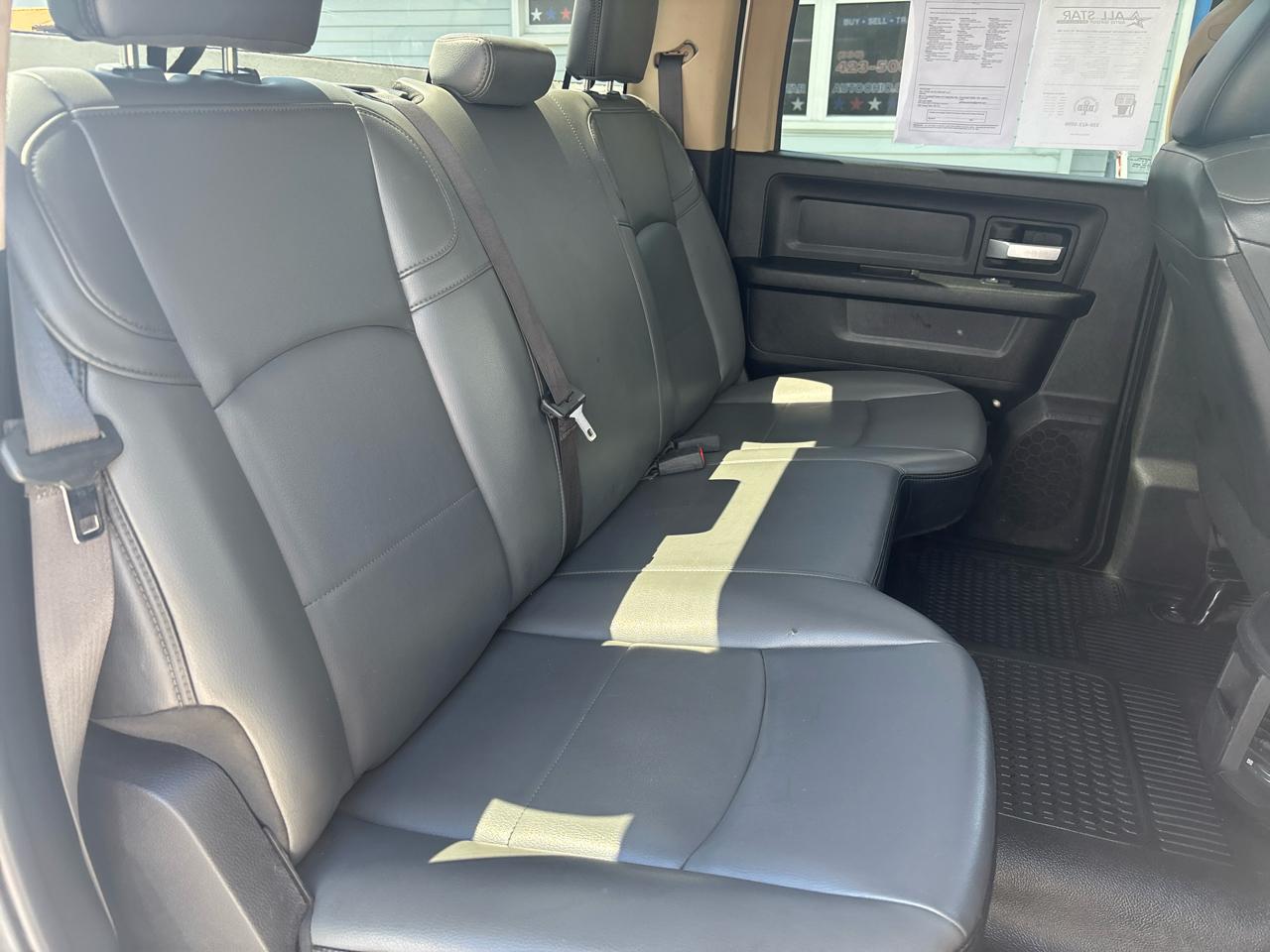 RAM 3500 Chassis Cab Tradesman 2WD Crew Cab 60" CA 172.4" WB 2019