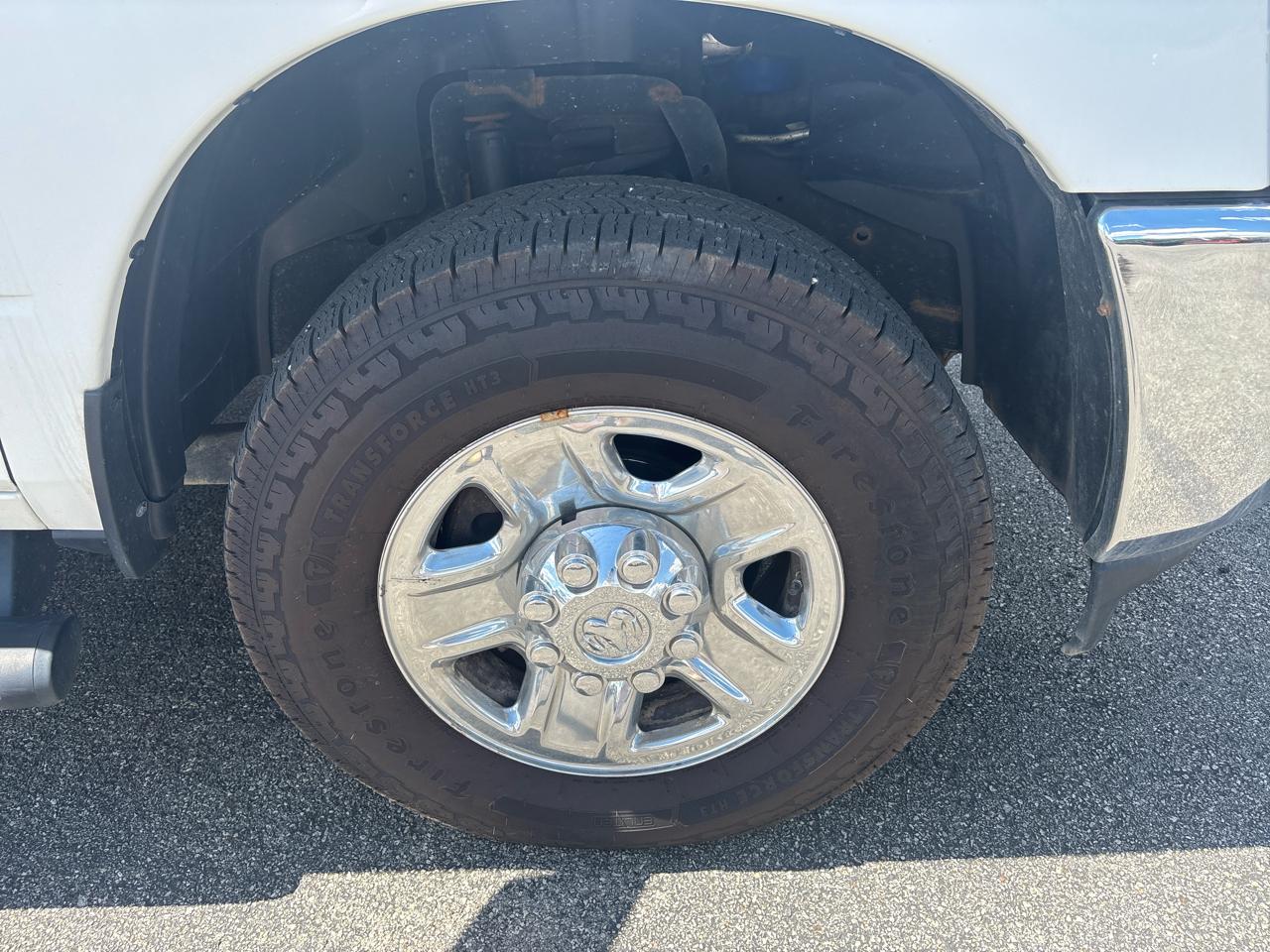 RAM 3500 Chassis Cab Tradesman 2WD Crew Cab 60" CA 172.4" WB 2019