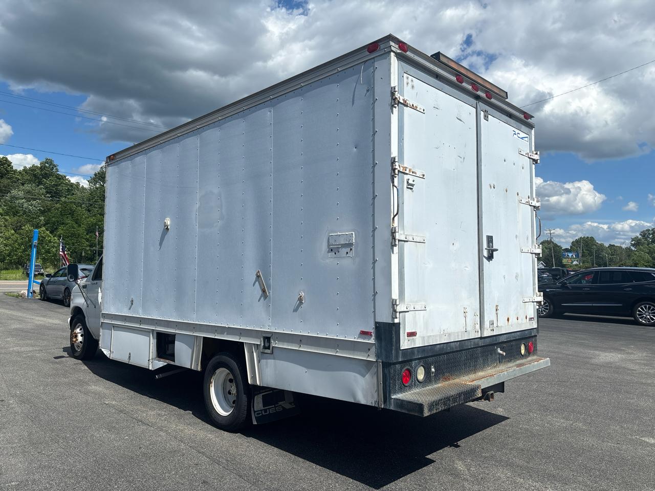 Ford Econoline Commercial Cutaway E-450 Super Duty 158" WB DRW 2002