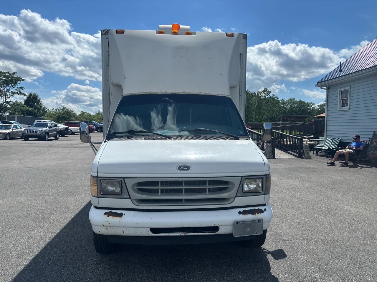 Ford Econoline Commercial Cutaway E-450 Super Duty 158" WB DRW 2002