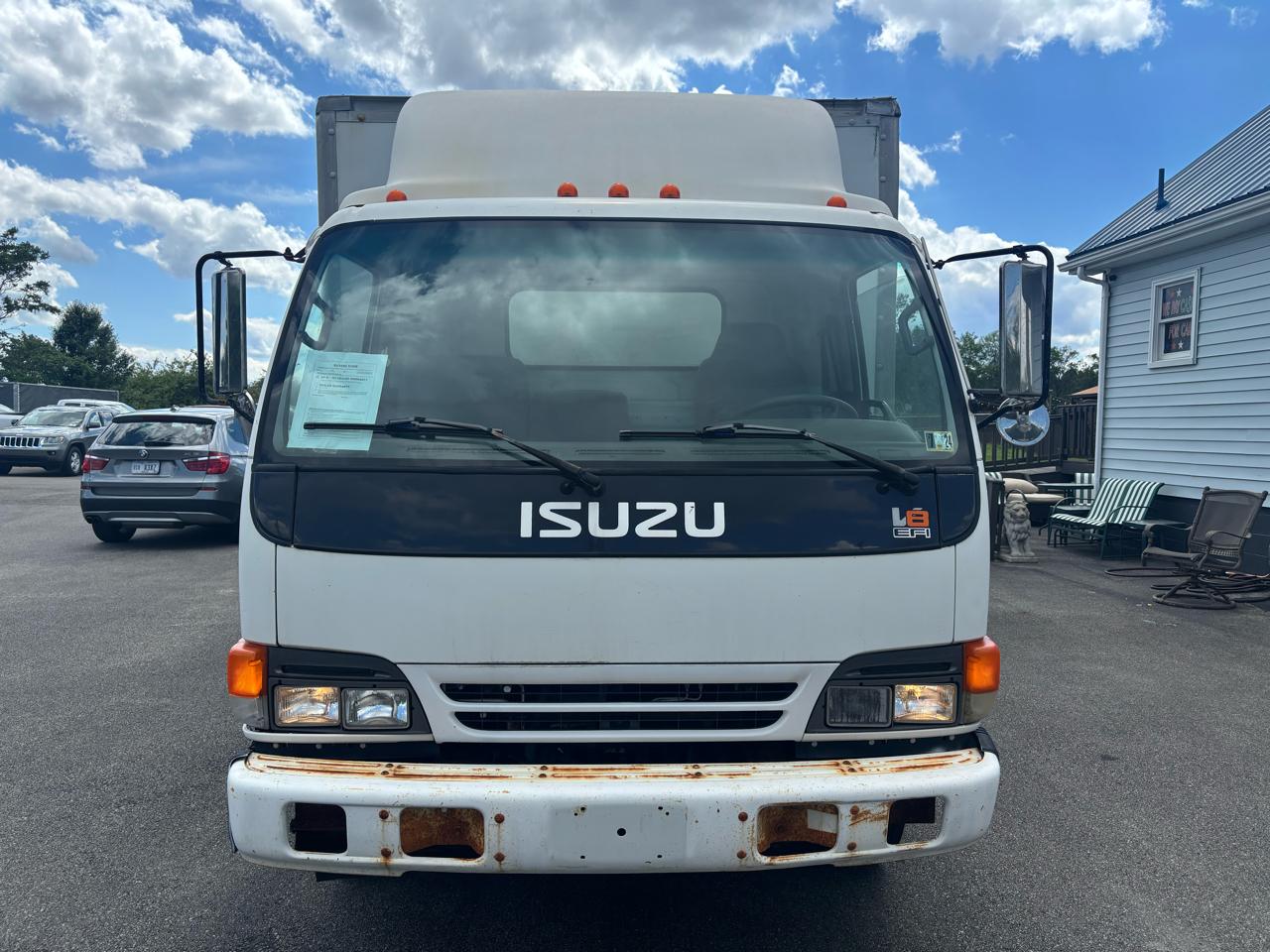 Isuzu W4S042 NPR HD GAS REG 109" WB 14500 GVWR 2004