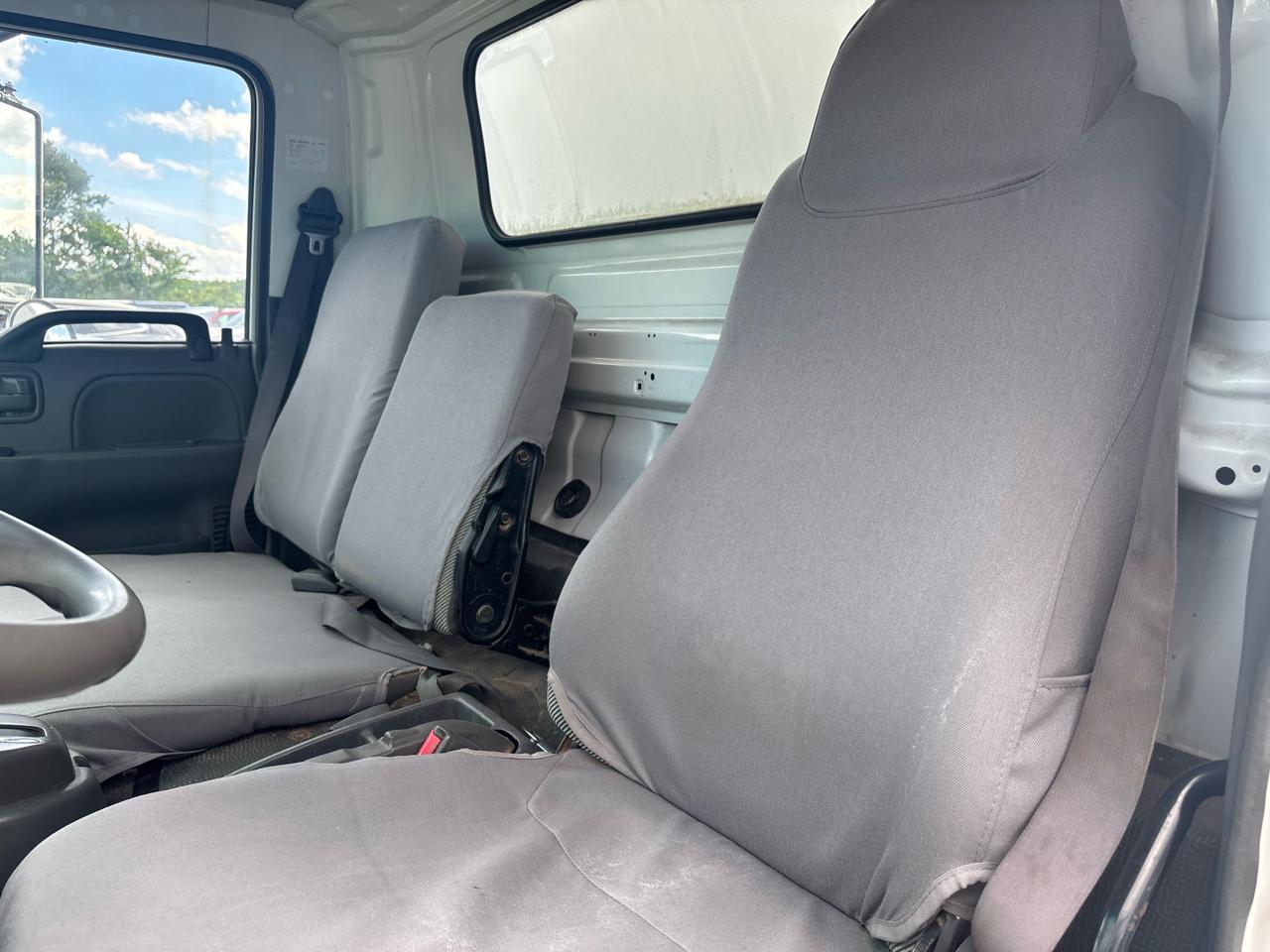 Isuzu W4S042 NPR HD GAS REG 109" WB 14500 GVWR 2004