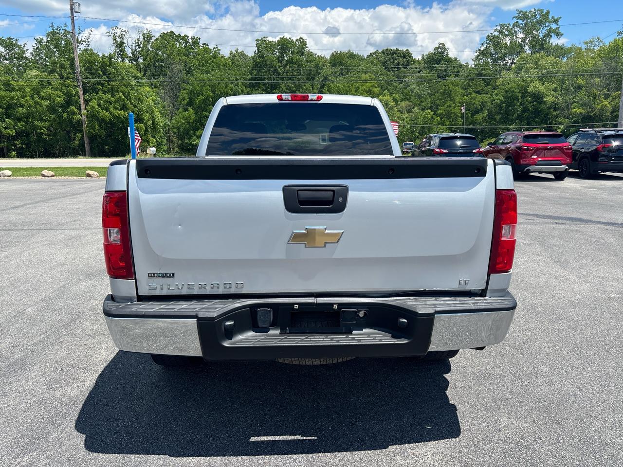 Chevrolet Silverado 1500 4WD Ext Cab 143.5" LT 2011