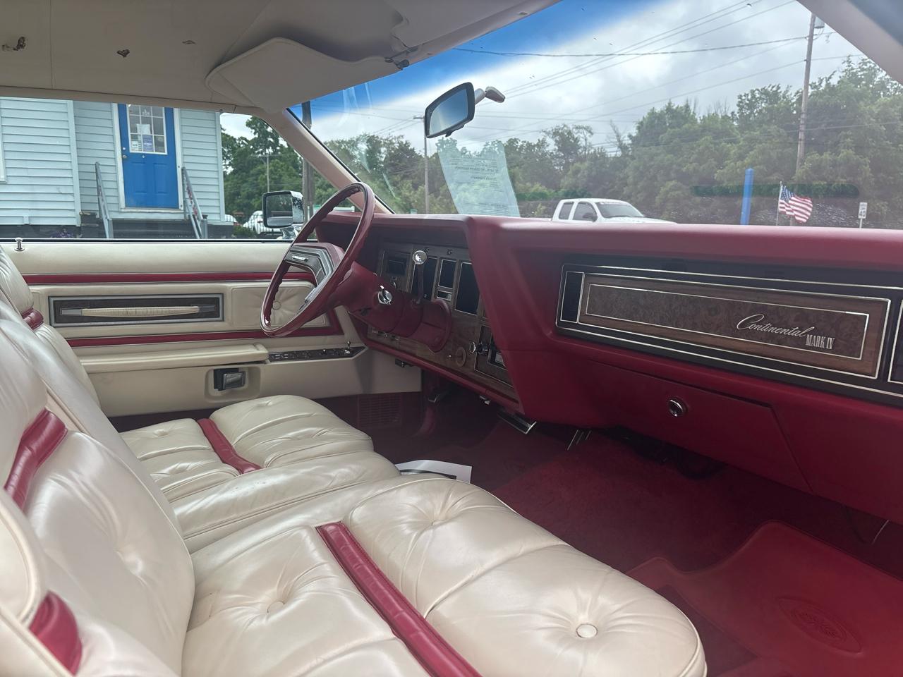 Lincoln Continental  1975
